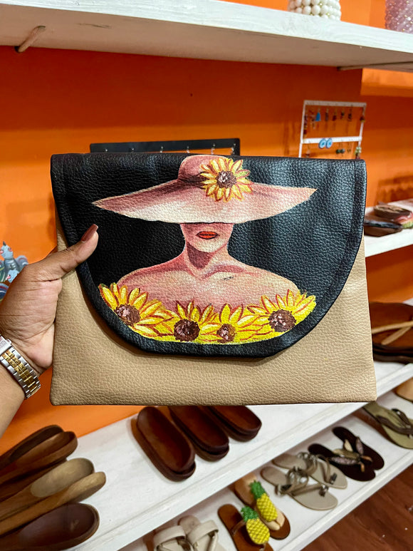 La Rèn Solèy Clutch